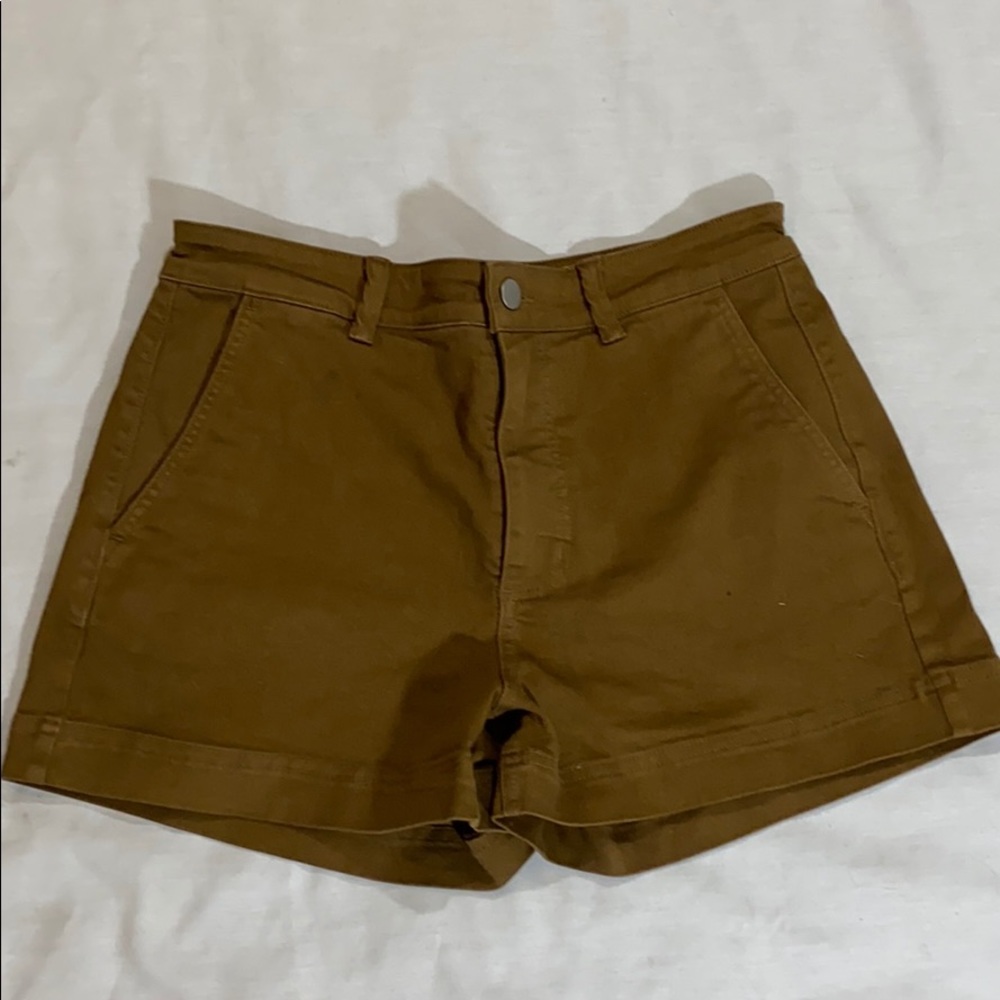 Everlane shorts size 8